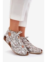 Vzorované Kožené Kotníkové Boty Maciejka 03426-46 Bílá-Bežová Vzorované Kožené Kotníkové Boty Maciejka 03426-46 Bílá-Bežová