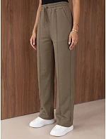 Dámská tepláková souprava se širokými kalhotami v barvě khaki FashionStreet AY1229 Dámská tepláková souprava se širokými kalhotami v barvě khaki FashionStreet AY1229