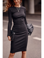 Základní černé žebrované šaty s dlouhým rukávem