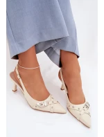 Dámské sandály na podpatku s pásky a sponou Béžové Parina