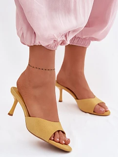 Klapky na podpatku model 227941 Step in style