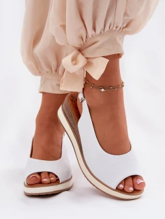 Kožené Sandály Na Klínu Artiker 56C2317 Bílé