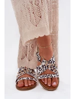 Dámské Sandály Na Plochém Podpatku Se Zlatými Hroty Bílo-Černé Zanira Dámské Sandály Na Plochém Podpatku Se Zlatými Hroty Bílo-Černé Zanira