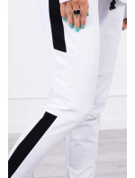Pruhovaná sportovní souprava bílá