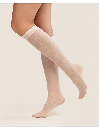 Podkolenky Gabriella 1245 Nola 20 den