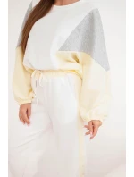 Dámská souprava máslo s volnou mikinou a kalhotami s širokým nohavicí žlutý