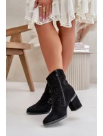 Zdobené Perforované Botky Dámské Na Podpatku Z Eko Semiše Černé S.Barski HY42-029 Zdobené Perforované Botky Dámské Na Podpatku Z Eko Semiše Černé S.Barski HY42-029