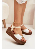 Bota na klínech  model 215031 Step in style