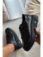 Dámské kožené lakované polobotky na platformě Artiker – černé