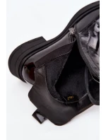 Lakované dámské boty z přírodní kůže D&A – černé