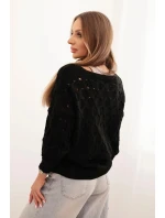 Dámský svetr s výstřihem do V a zlatými knoflíky černý