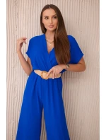 Kombinéza s ozdobným páskem v pase chrpově modrá Kombinéza s ozdobným páskem v pase chrpově modrá