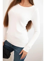 Dámský viskózový svetr s kulatým výstřihem a přiléhavým střihem bílý Dámský viskózový svetr s kulatým výstřihem a přiléhavým střihem bílý