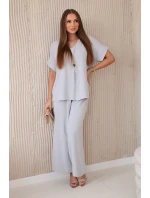 Komplet s náhrdelníkem halenka + kalhoty šedý Komplet s náhrdelníkem halenka + kalhoty šedý