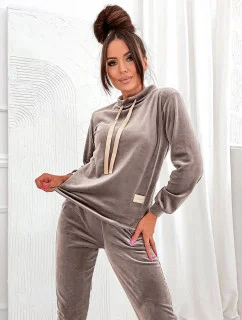 Velurový dámský komplet v barvě cappuccino (637)