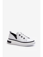 Bílé lakované dámské kožené tenisky D&A LR535 Bílé lakované dámské kožené tenisky D&A LR535