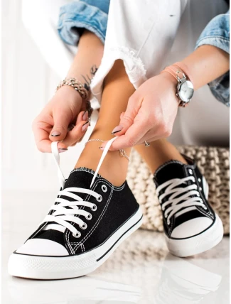 Moderní černé tenisky dámské bez podpatku Moderní černé tenisky dámské bez podpatku