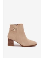 Zateplené dámské kotníkové boty na podpatku se zlatým detailem béžové Renora Zateplené dámské kotníkové boty na podpatku se zlatým detailem béžové Renora