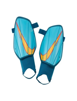 Fotbalové chrániče Nike Charge SP2164-447 Fotbalové chrániče Nike Charge SP2164-447