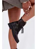 Kožené dámské kotníkové boty na ploché podrážce se zlatým detailem Zazoo 3084 Černé