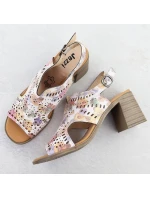 Dámské květinové ažurové sandály na podpatku Jezzi 24125