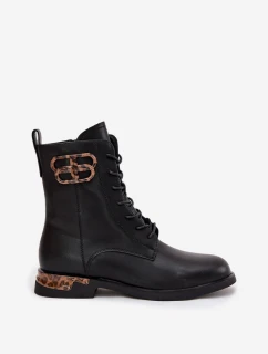 Dámské botky Artiker – černé, zateplené, s ozdobou, na nízkém podpatku