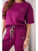 Dámský komplet viskózový máslo s krátkým rukávem a kalhotami s ohrnutým nohavicí tmavě fialový
