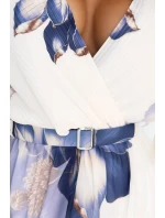 601-1 Vzdušné midi šaty s obálkovým výstřihem a velkým květinovým vzorem - modré odstíny 601-1 Vzdušné midi šaty s obálkovým výstřihem a velkým květinovým vzorem - modré odstíny