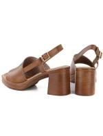 Dámské sandály na jehlovém podpatku hnědé Potocki 54324