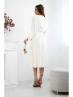 Šaty se svázaným plisovaným lemem světle béžová Šaty se svázaným plisovaným lemem světle béžová