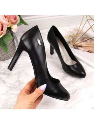 Černé lodičky na podpatku W Sergio Leone