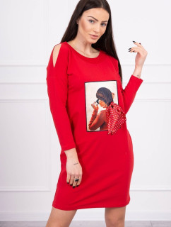 Šaty s grafikou a mašlí v puntíkované 3D červené