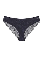 AMOURETTE CHARM - celokrajkové brazilky neviditelné pod oblečením Triumph