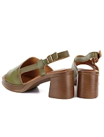 Dámské kožené sandály na podpatku zelené Vinceza 26-39994
