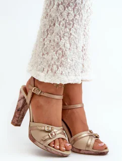 Sandály na podpatku model 198398 Step in style