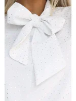 578-2 Jedinečná halenka s dlouhými rukávy, vázáním a knoflíky - bílá se stříbrným vzorem
