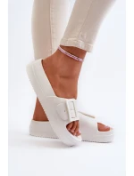Dámské Pěnové Žabky Na Platformě S Sponou Big Star NN274A661 Bílé Dámské Pěnové Žabky Na Platformě S Sponou Big Star NN274A661 Bílé