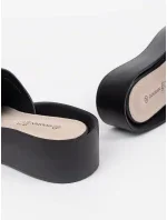 Praktické  nazouváky dámské černé na plochém podpatku