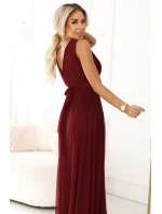 637-1 Večerní dlouhé šaty s brokátovým akcentem a hlubokým výstřihem - bordó