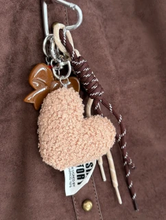 Přívěsek na kabelku klíče srdce mašle Jaysa