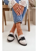 Lakované Dámské Mokasíny S Dekorací Světle Šedé Vinceza 58389 Lakované Dámské Mokasíny S Dekorací Světle Šedé Vinceza 58389