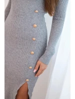 Dámská pruhovaná šaty s rolákem a ozdobnými knoflíky šedá