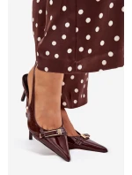 Lakované Lodičky Na Jehlovém Podpatku Se Zlatou Sponou Čokoládové Vivae