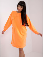 Oranžové šaty s carrarskými kapsami