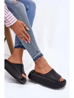 Dámské pěnové pantofle na platformě – černé