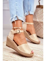 Sandály Na Pleteném Klínu Zlaté Maritta Sandály Na Pleteném Klínu Zlaté Maritta