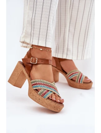 Kožené Sandály Na Podpatku S Pletením Na Páscích Hnědé Zazoo 40460