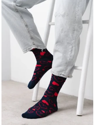 Vzorované pánské ponožky Steven art.136 Srdíčka