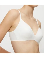 Triumph - Body Make-Up Soft Touch – polstrovaná beze kostic, jako druhá kůže Triumph Triumph - Body Make-Up Soft Touch – polstrovaná beze kostic, jako druhá kůže Triumph