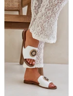 Kožené Pantofle S Dekorací Na Plochém Podpatku Bílé Lewski 3047/O